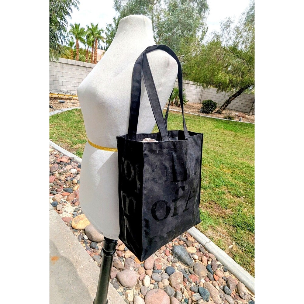 Metropolitan Museum Of Art New York Nylon Small Black Shadow Tote Carry Bag GUC